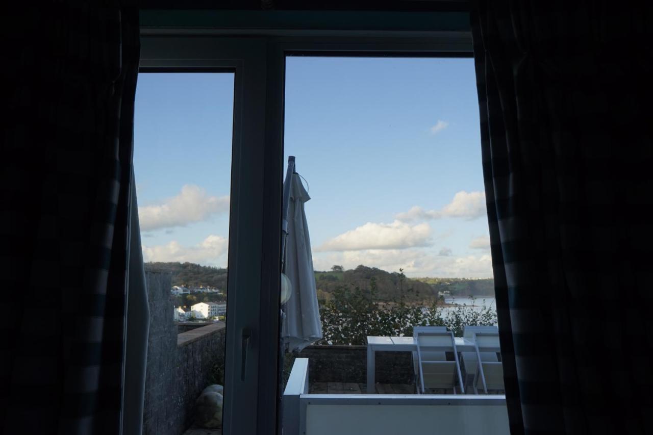 Beach House With Sea Views Over Saundersfoot Bay Экстерьер фото